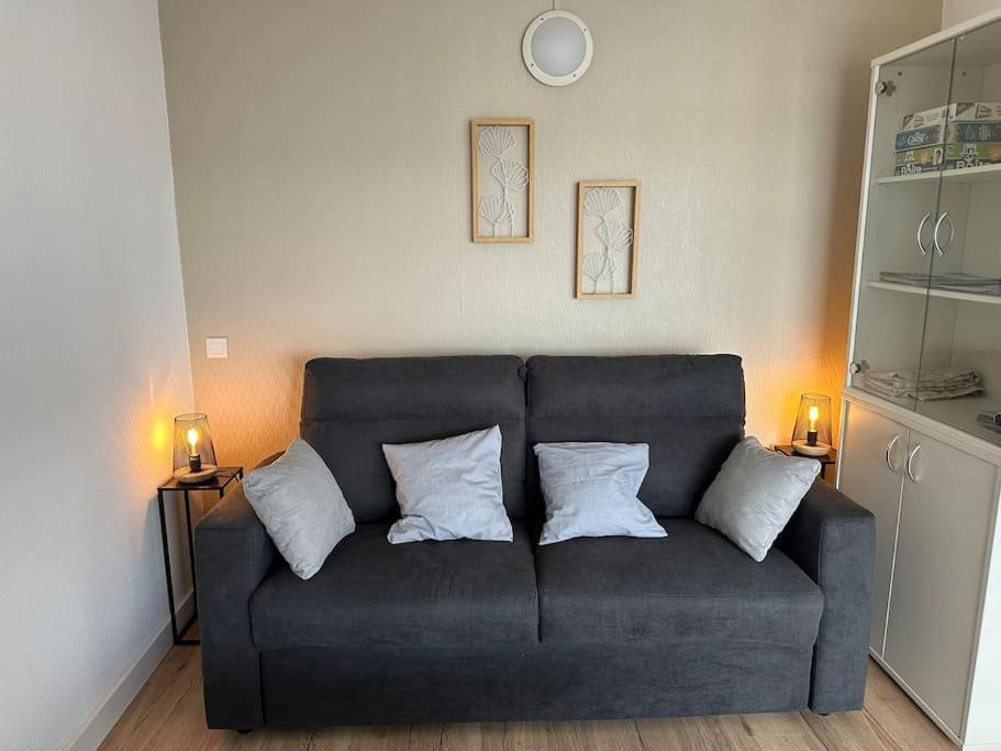 En Etage, Front De Appartement Fréjus